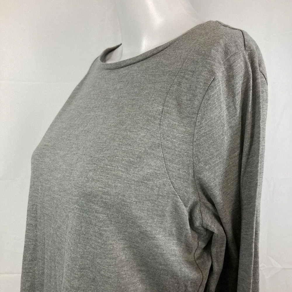 Nike T-Shirt Womens Sz M Gray Long‎ Sleeve Pullover Knit Lightweight